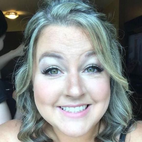 Meet your Posher, Kristen - Picture 1 of 1